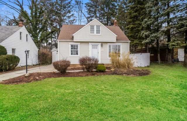 20701 Libby Road photos photos