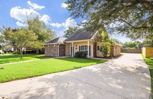 111 Songbird Lane Gallery 2