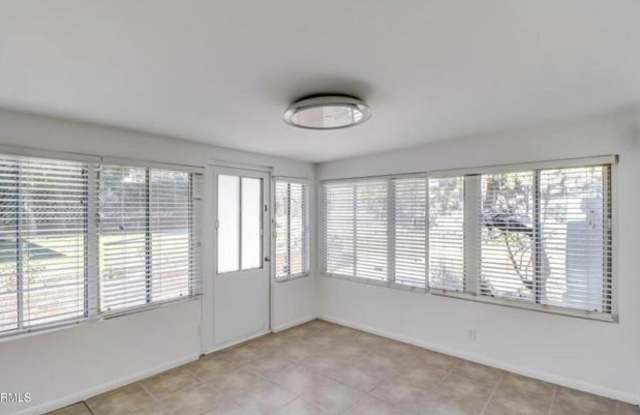4533 Encinas Drive - 4533 Encinas Drive, La Cañada Flintridge, CA 91011
