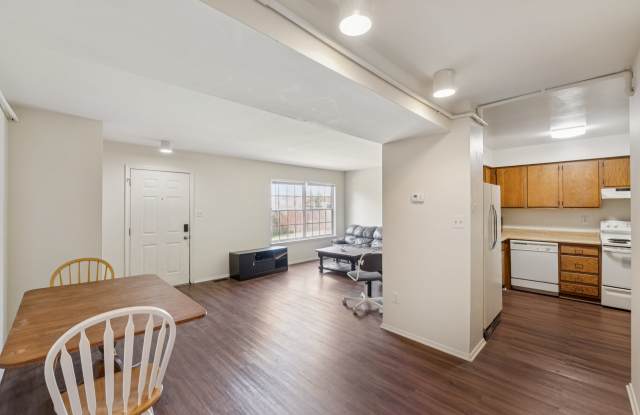 4833 Berwyn House Road Gallery 4