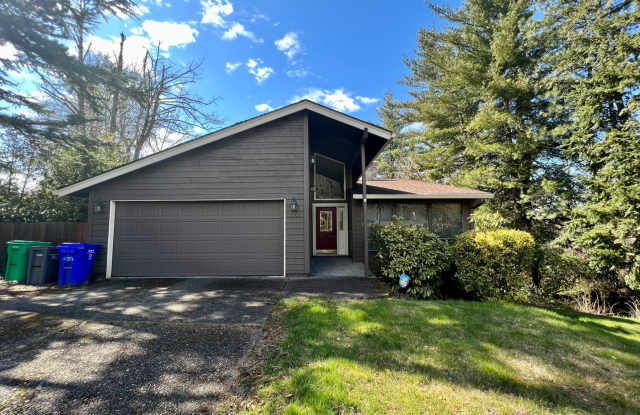 Experience Comfortable Living in Style: Charming 3 Bed 3 Bath Spacious Home in Prime Gresham Location! photos photos Experience Comfortable Living in Style: Charming 3 Bed 3 Bath Spacious Home in Prime Gresham Location! photos photos