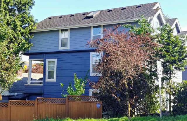 4505 40th Avenue Sw Unit #a photos photos