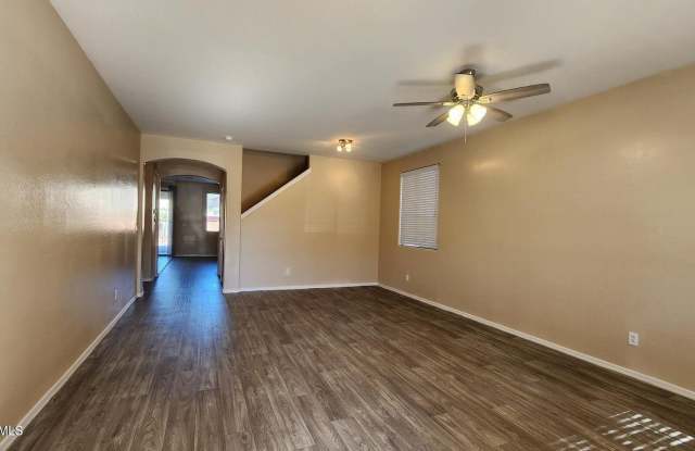 42564 W Palmyra Lane Gallery 2