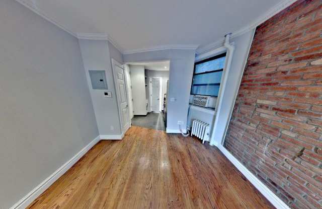 382 E 10th St - 382 East 10th Street, New York City, NY 10009