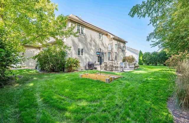 502 W Copperfield Dr Gallery 3