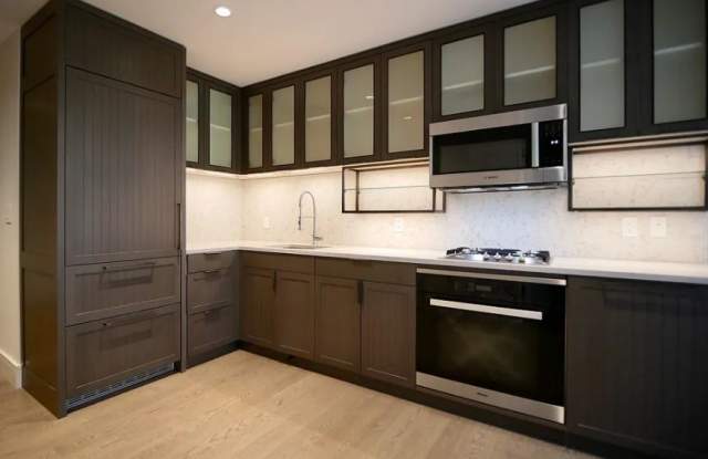 527 East 14th St. photos photos 527 East 14th St. photos photos