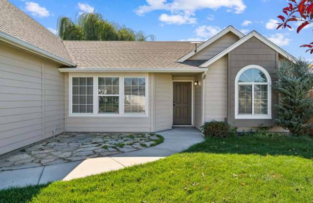 715 New East Rockrose Court Gallery 1