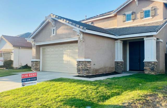 4 Bedroom 3 Bath Menifee Home for Rent Gallery 1
