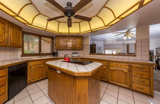 2160 S DEL VALLE WY Gallery 2