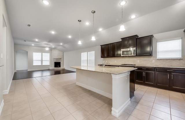 601 Elm Creek Drive - 601 Elm Creek Drive, Lewisville, TX 75056 601 Elm Creek Drive - 601 Elm Creek Drive, Lewisville, TX 75056