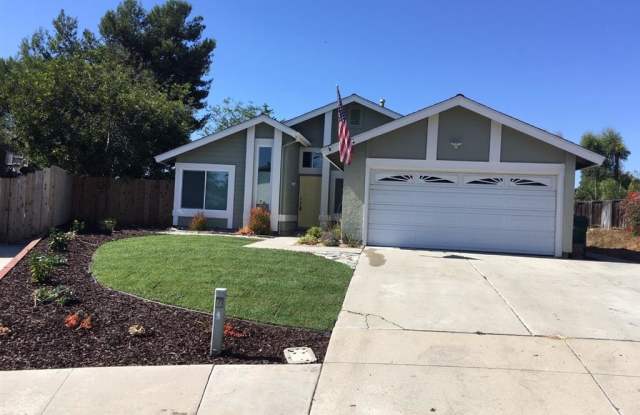 3597 Keystone Cir - 3597 Keystone Circle, Oceanside, CA 92056