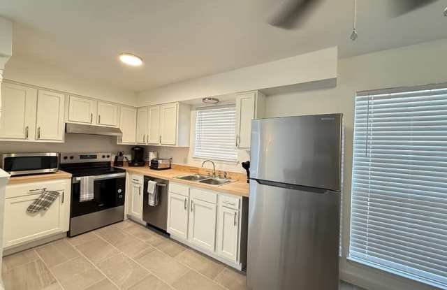 405 West Spruce Avenue-A Gallery 3