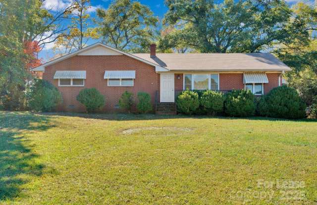 607 Fort Mill Highway - 607 Fort Mill Highway, Indian Land, SC 29707