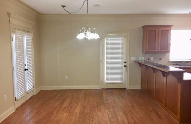 11182-12A River Highlands Gallery 3