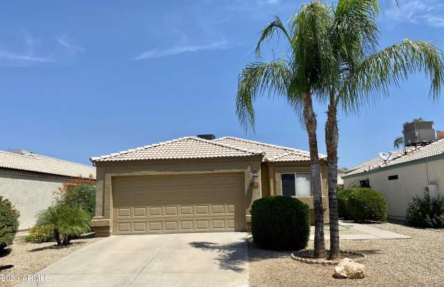 4370 E HARTFORD Avenue - 4370 East Hartford Avenue, Phoenix, AZ 85032