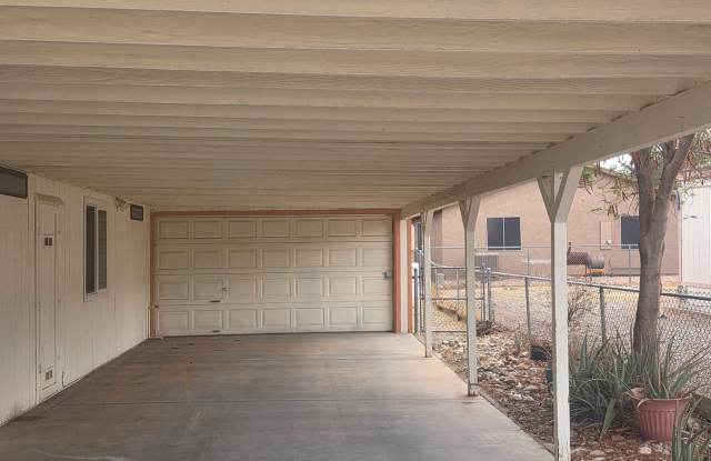 MOVE IN SPECIAL!! Charming 3-Bedroom Home with Oversized Garage in Holiday Shores and PETS WELCOME Gallery 4