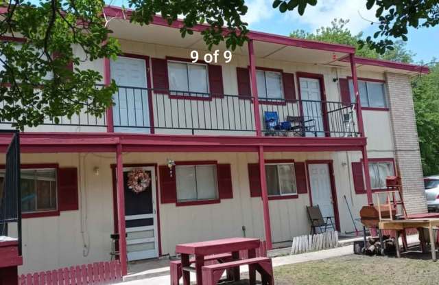 1455 Hillcrest Drive photos photos