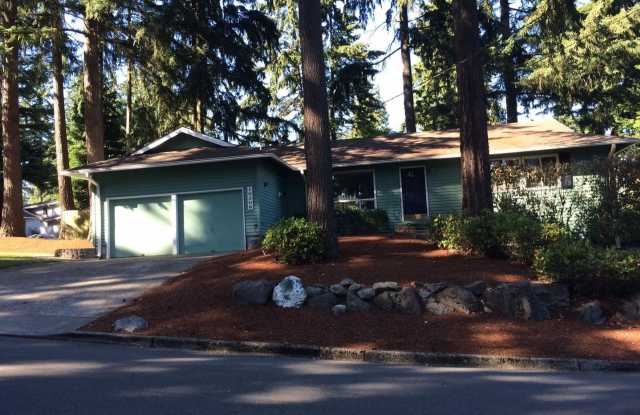 16208 SE 31st St - 16208 Southeast 31st Street, Bellevue, WA 98008