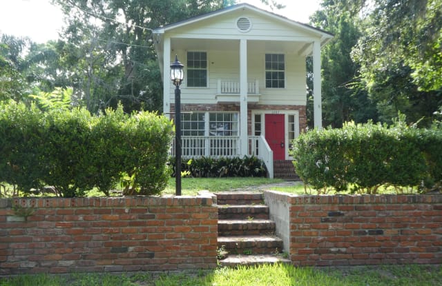 1687 GLENDALE RD - 1687 Glendale Road, Jacksonville, FL 32216