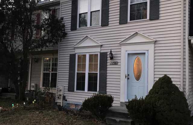 2256 PRINCE OF WALES COURT - 2256 Prince of Wales Court, Bowie, MD 20716