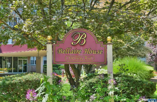 530 Valley Road 7y photos photos