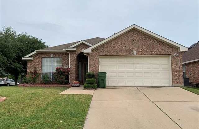 1101 Bellcrest Drive - 1101 Bellcrest Drive, Arlington, TX 76002