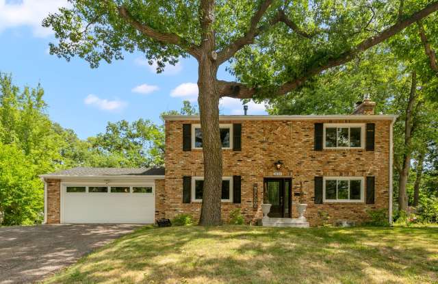 Charming 3 Bedroom Home Golden Valley photos photos