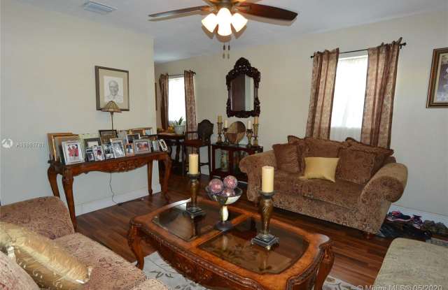 1420 N 70th Ave - 1420 Northwest 70th Avenue, Hollywood, FL 33024