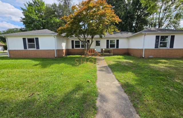 FRESH 4 BR HOME CLOSE TO EVERYTHING IN WEST LAFAYETTE photos photos
