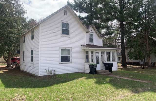 1502 7th Street E photos photos