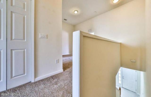 4154 CROWNWOOD Drive Gallery 1