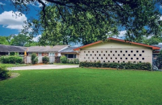 4353 N Macgregor Way - 4353 North Macgregor Way, Houston, TX 77004