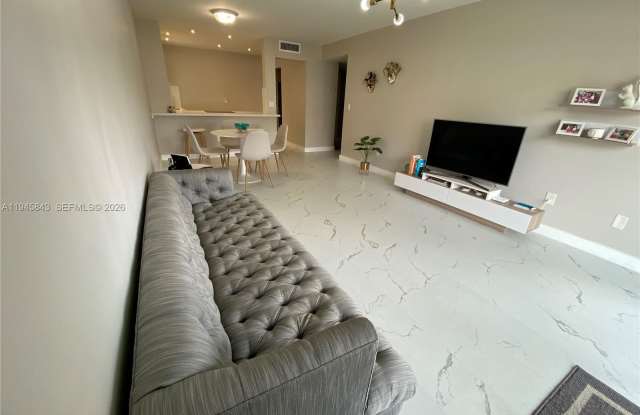 7743 SW 86th St - 7743 Southwest 86th Street, Kendall, FL 33143