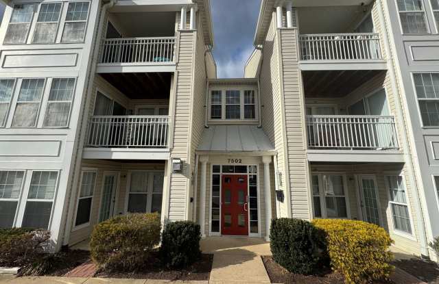 Newly Renovated 2 Bed 2 Bath Condo With Patio In Beautiful South Meadows photos photos