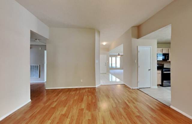 6630 Dillon Drive Gallery 4