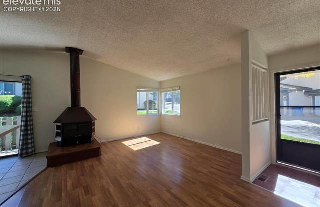 4628 Excalibur Court Gallery 2