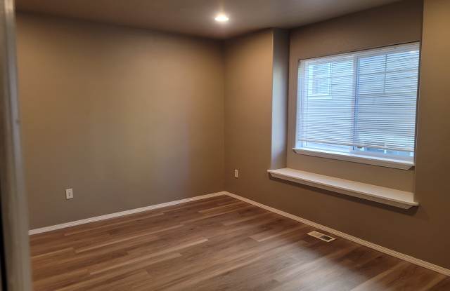 1325 118th Pl Sw Gallery 4