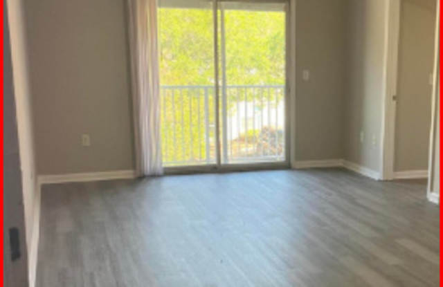 1466 Manotak Point DriveUNIT 205 Gallery 1