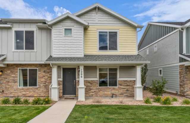 1206 Summit Ridge Parkway - 1206 Summit Ridge Parkway, Santaquin, UT 84655