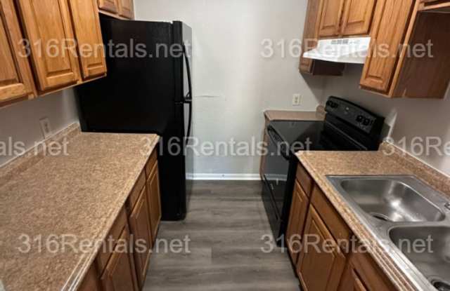 $745 - COMING SOON! Accepting SECTION 8/ Housing Voucher 3 bedroom / 1 bathroom - Remodeled Apartment photos photos