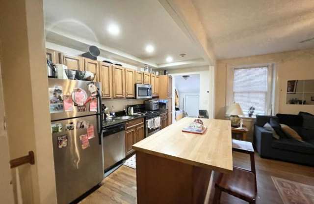 467 Massachusetts - 467 Massachusetts Ave, Boston, MA 02118