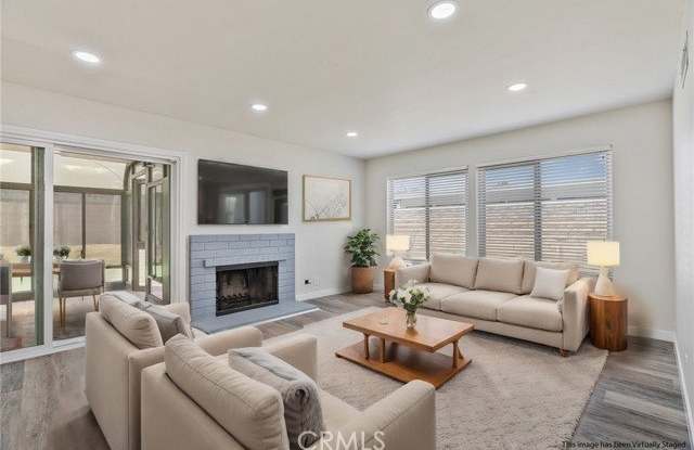 1708 East Cyrene Drive Gallery 2
