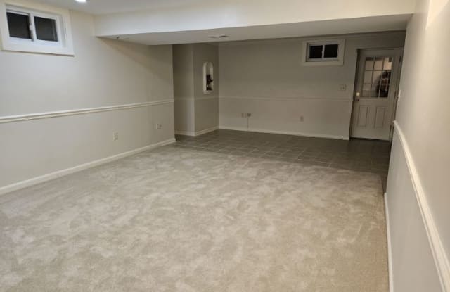 13702 Gullivers Trl - 13702 Gullivers Trail, Bowie, MD 20720