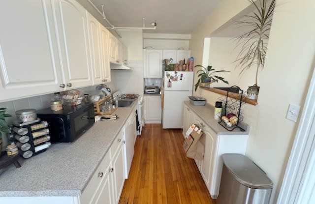 1607 Commonwealth Ave photos photos