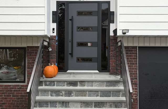 259 Kneeland Avenue - 259 Kneeland Avenue, Yonkers, NY 10705