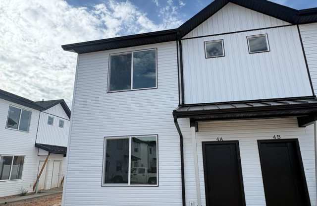 Brand New Townhome! Gallery 1