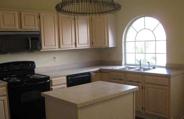 1907 Mill Pond Drive Gallery 4