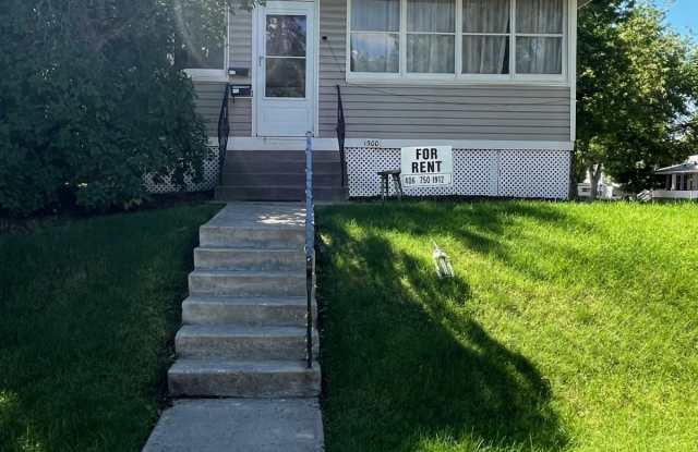 1500 3rd Ave N photos photos