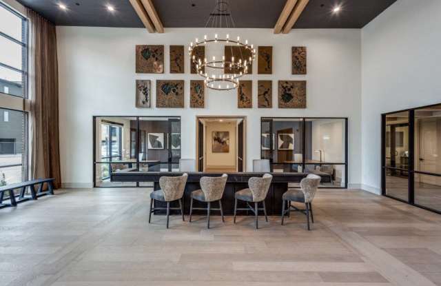 Vero McKinney Gallery 4