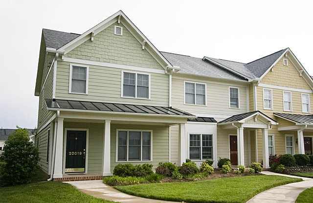 20019 Roark Hoey Loop End Unit Townhome!! photos photos